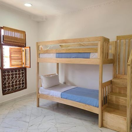 Cube Place Aparthotel Zanzibar Buitenkant foto