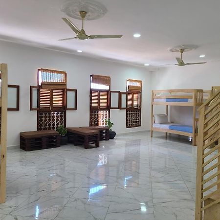 Cube Place Aparthotel Zanzibar Buitenkant foto
