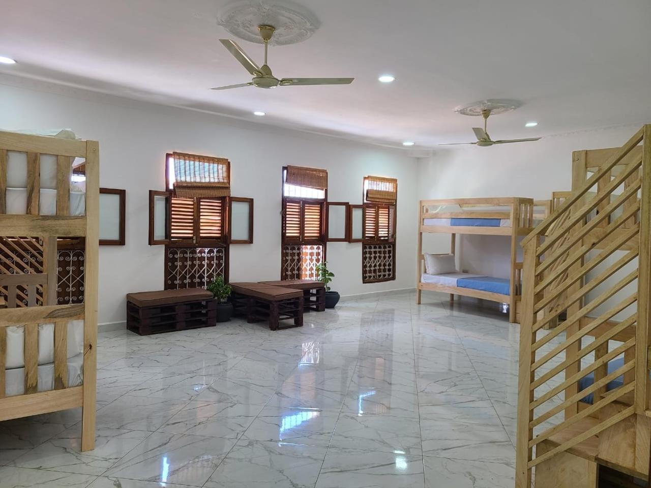 Cube Place Aparthotel Zanzibar Buitenkant foto